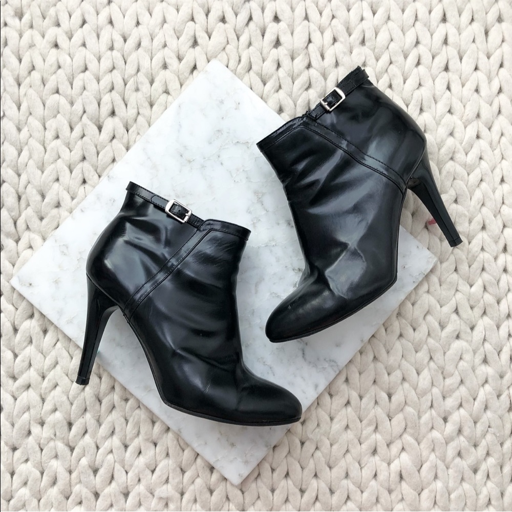 Chloe Black Leather Heeled Ankle Boots